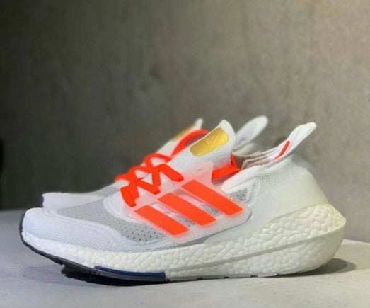 ULTRABOOST 21 SNEAKERS