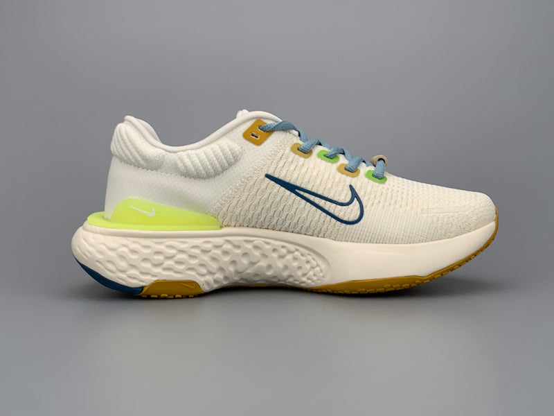 Tênis Nike ZoomX Invincible Run Flyknit 2