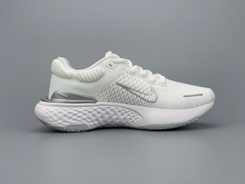 Tênis Nike ZoomX Invincible Run Flyknit 2